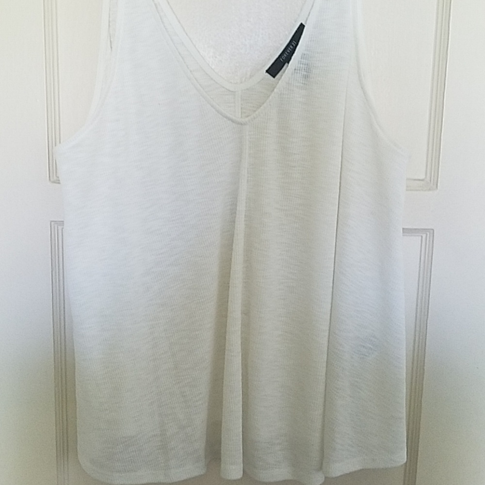 Flowy Vneck tank🌻